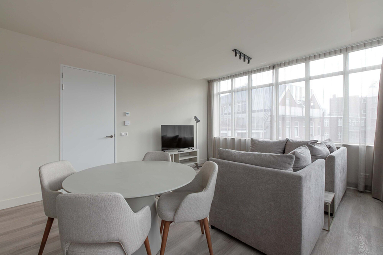 Room 2, Modern 1BR Apartment in Rotterdam Centre, Rotterdam