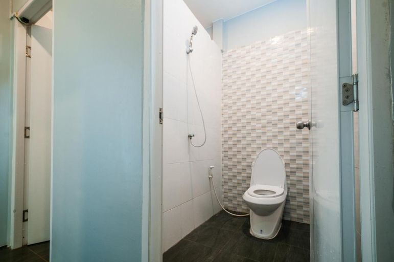 Bathroom 3, So Good Haad Rin Hostel, Ko Phangan