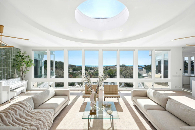 Interior 2, Dunes Lane by Rove Travel Heated Pool & Beach Access, Suffolk