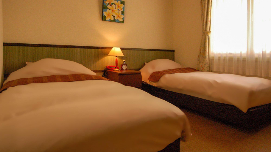 Bedroom 3, Relaxed Seagull Inn, Nishiizu