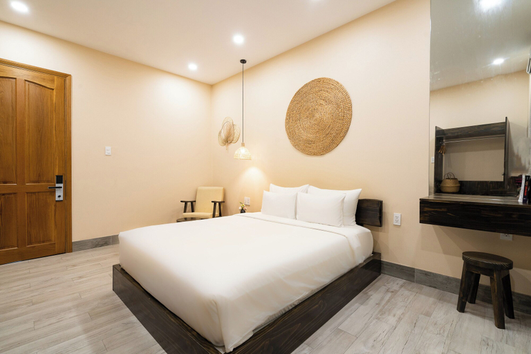 Bedroom 4, HemTouch House, District 3