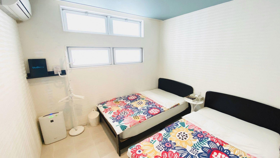 Bedroom 2, Guesthouse UmiOto Miyakojima, Miyakojima