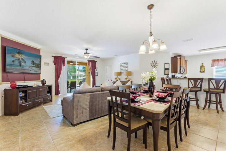Living area 4, Wishes Villa Pool & Hot Tub, Osceola
