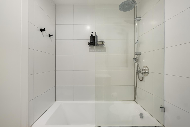 Bathroom 2, ULIVE Boutique ApartHotel
