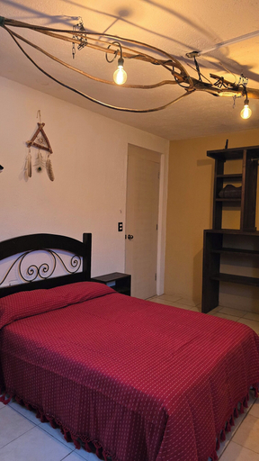 Room 3, Casa del Árbol Xochimilco, Del Centro