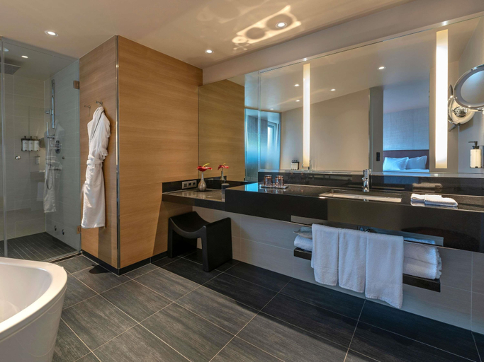 Bathroom 5, Sofitel Luxembourg Le Grand Ducal, Luxembourg