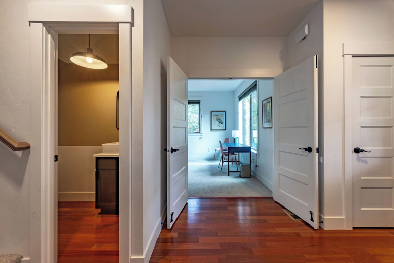Interior 5, Evergreen Retreat A 30 Night Minimum, Klickitat