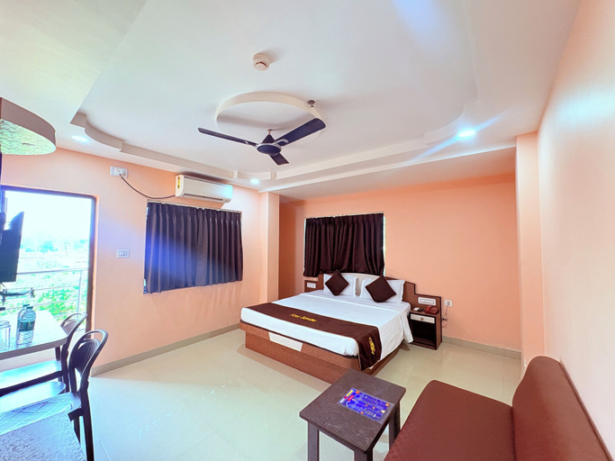 Room 2, Four Square Digha, Purba Medinipur