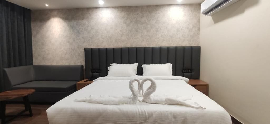 Room 2, The Saffron Hotel, Khordha