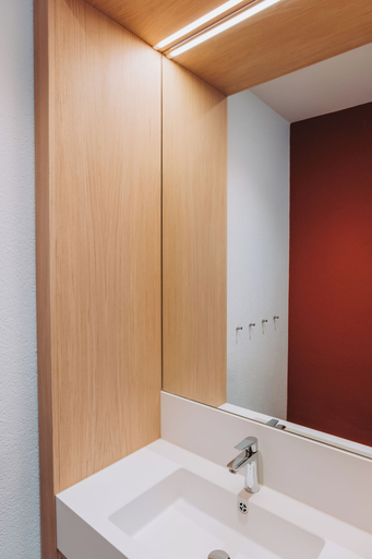 Bathroom 4, Youth Hostel Montreux, Pays-d'Enhaut