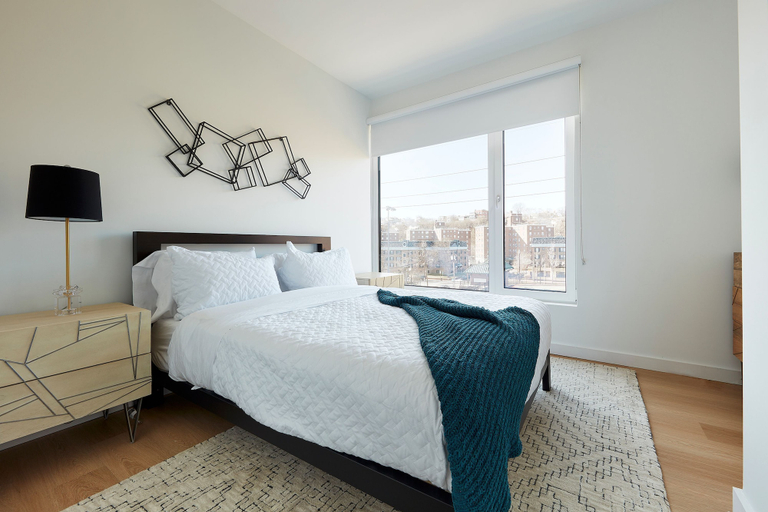 Bedroom 5, Modern 3 BR Loft -shared Deck - gym - Mins to NYC, Hudson