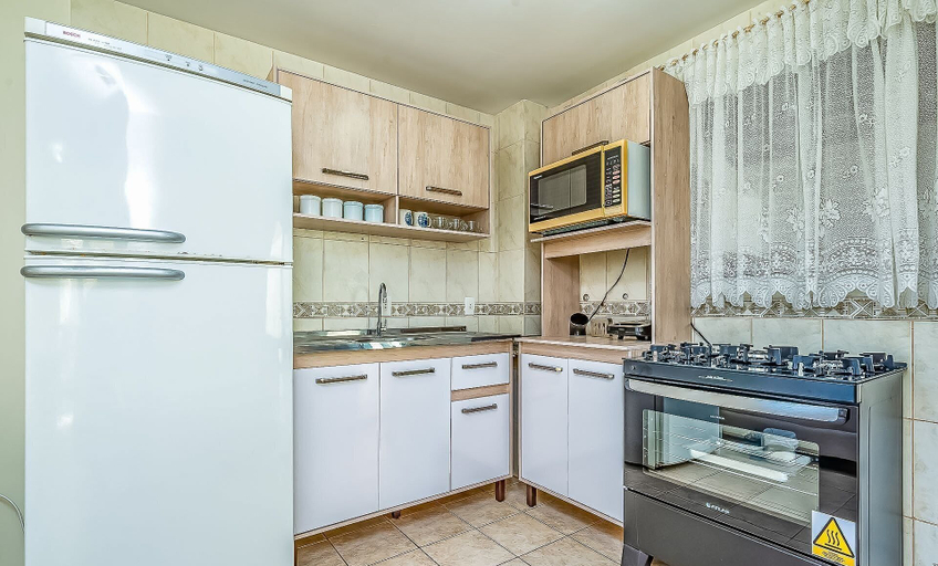 Private kitchen 5, CCM - Condominium 150m From Mariscal Beach, Bombinhas