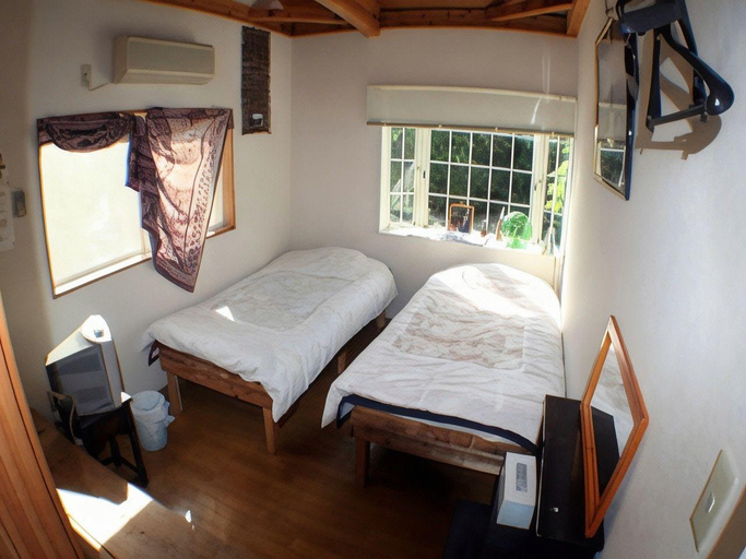 Bedroom 2, Green Hill, Tatsugō