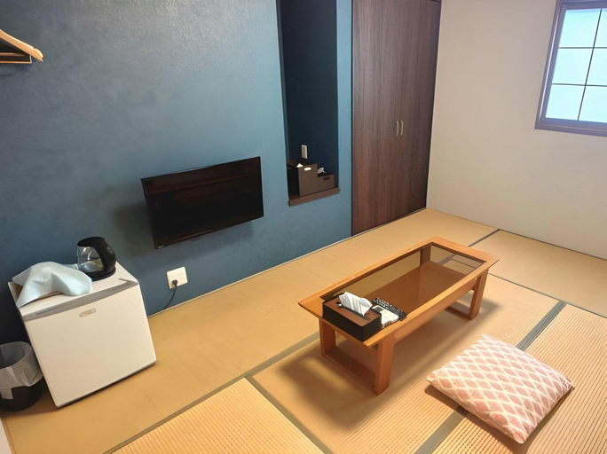 Others, Business Hotel Hatago Komeya, Uto