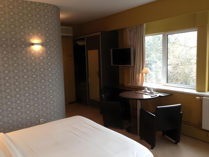 Bedroom 2, Hotel Orion, Oost-Vlaanderen