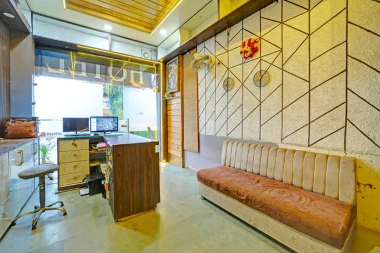 Public Area 3, FabHotel Alexa, Bhanpur, Bhopal