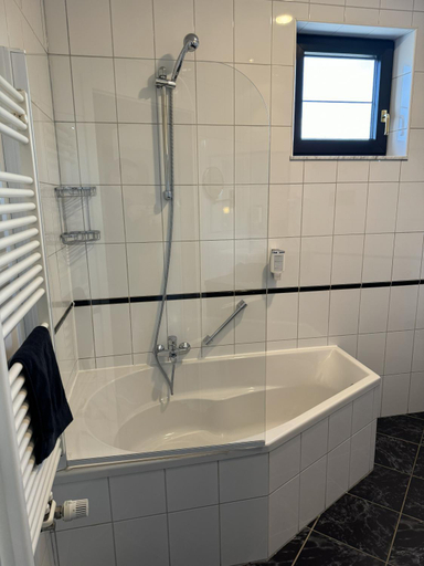 Bathroom, Hotel Pommerloch, Wiltz