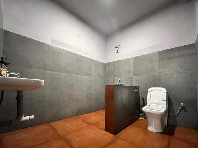 Bathroom 2, La GoYa at Anjuna Beachside, North Goa
