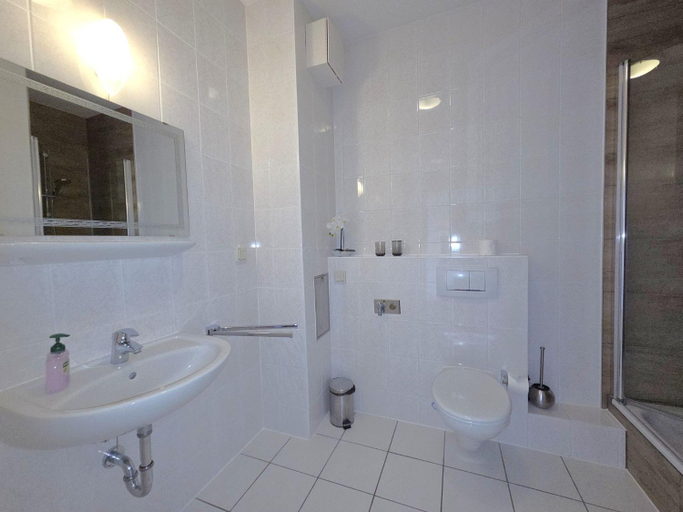 Bathroom 2, Villa Johanna mit herrlichem Meerblick, Vorpommern-Rügen