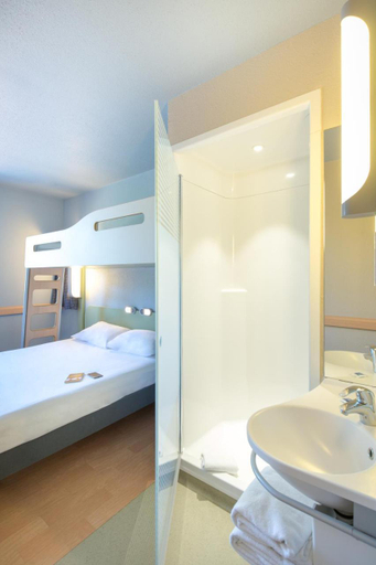 Bathroom 3, ibis budget Brignoles Provence, Var
