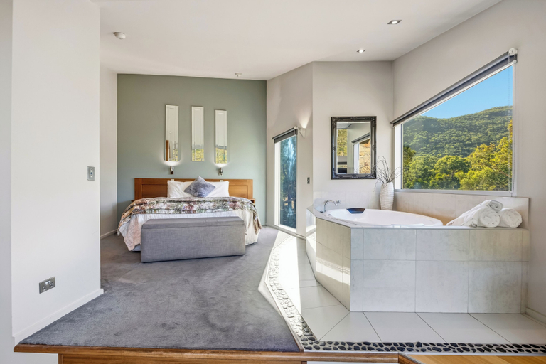 Bathroom 3, Bushland, N. Grampians - Stawell