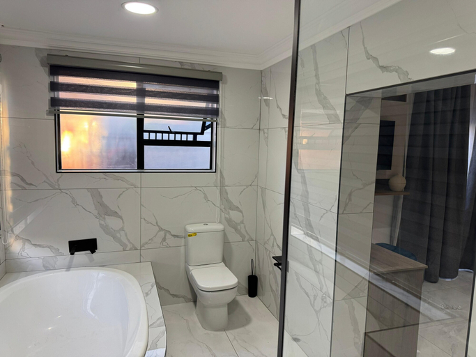 Bathroom 5, Boutique Hotel-Style Room In Ferndale-B2, City of Johannesburg