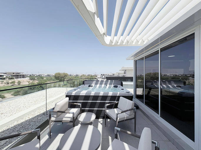 Terrace/patio 4, 6BR Lamborghini Villa Cinema Spa & Pool, Dubai
