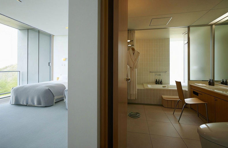 Bathroom 5, Setouchi Retreat Aonagi, Matsuyama