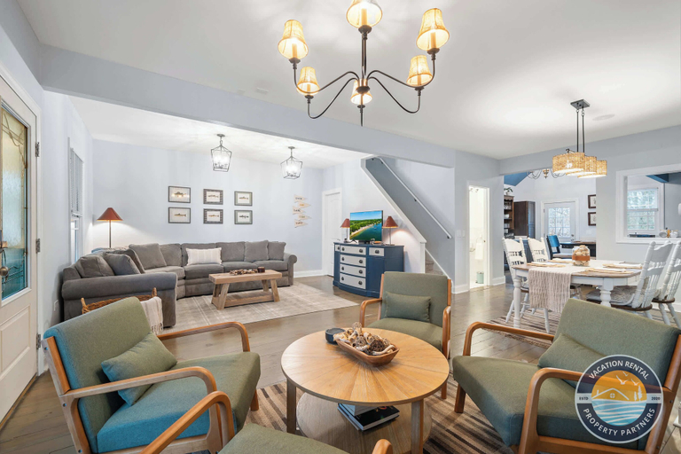 Interior 3, Lakeside Family Home Walk to Beach, Walworth