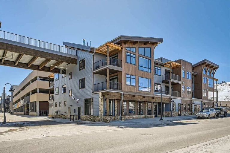 Exterior 5, Brand New Penthouse, 5 Star Accommodations!, Summit