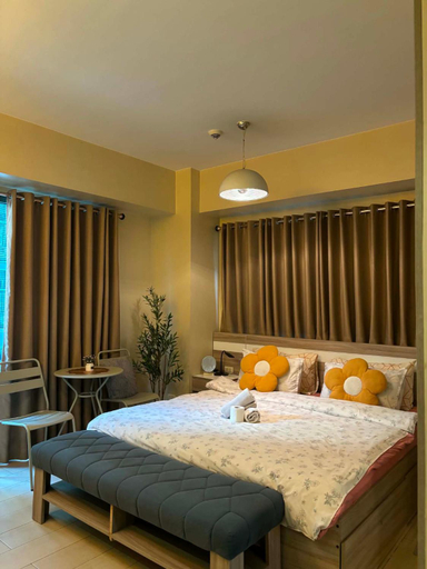 Others 3, Condo across terminal 3-Two palm tree, Pasay City