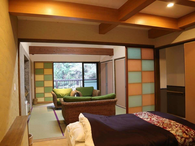 Bedroom 4, Iwakura, Kikuchi