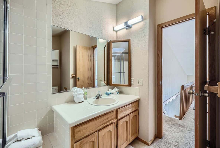 Bathroom 3, One Bedroom With Loft in Frisco Colorado!, Summit