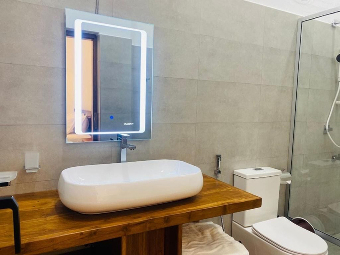 Bathroom 3, The Rams Resort - Arugambay, Pothuvil