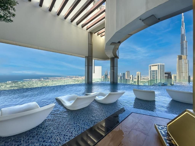 Pool 5, Paramount Luxury 2BR-Burj Khalifa Views, Dubai