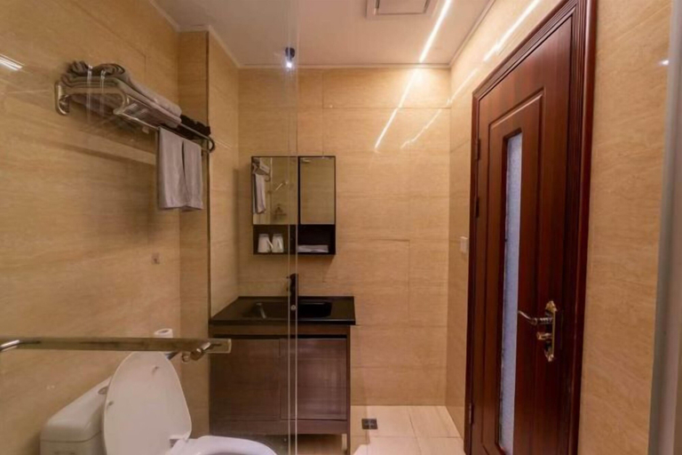 Bathroom 3, Jingdezhen Guiran Inn, Jingdezhen