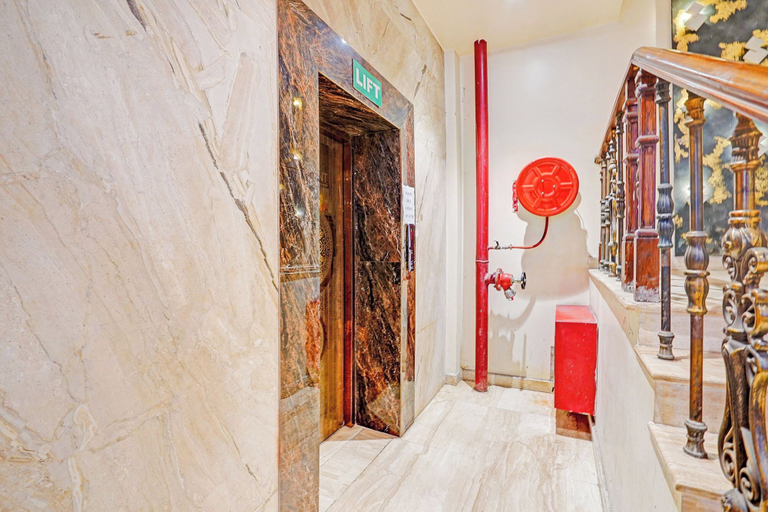 Lobby 5, FabHotel Prime L'Elegant - Nr. Vaishali Metro Station, Gautam Buddha Nagar