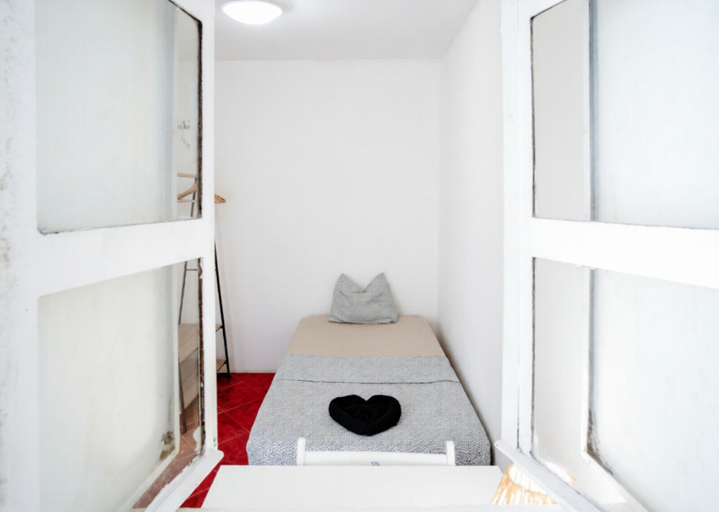 Room 2, Patio, Lisbon