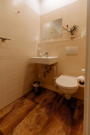 Bathroom 5, Hotel Ratsstuben Kalbe, Altmarkkreis Salzwedel