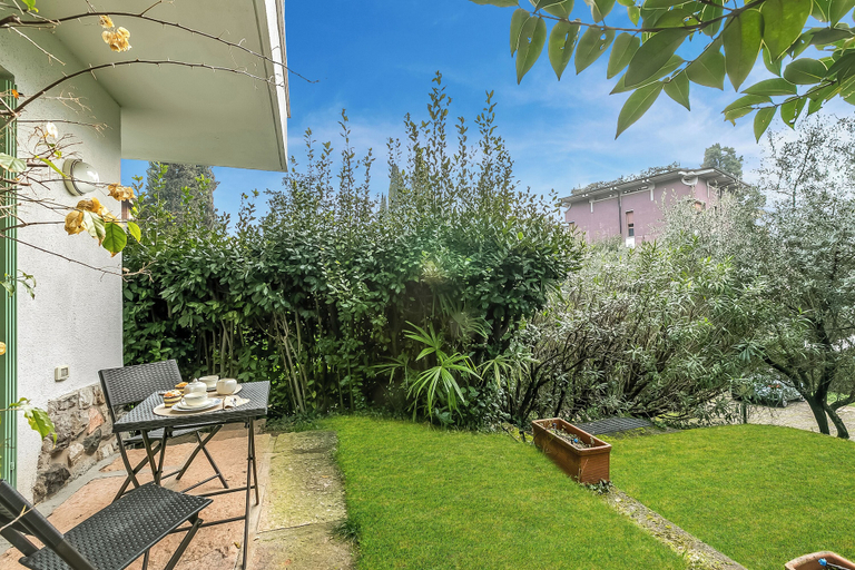 Outdoor dining 4, Clara House - Park & Garden Private, Brescia