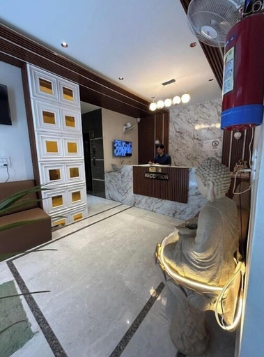 Lobby 3, Namaste Haridwar By Oran Hotels, Hardwar