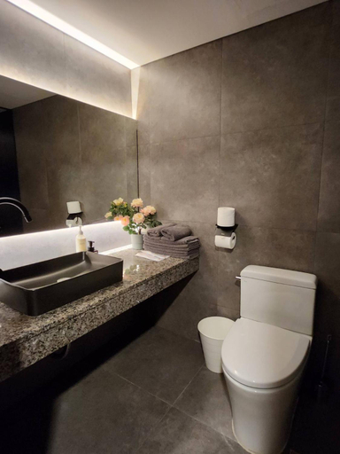 Bathroom 3, GLOCALOCA gwanghwamun, Jung