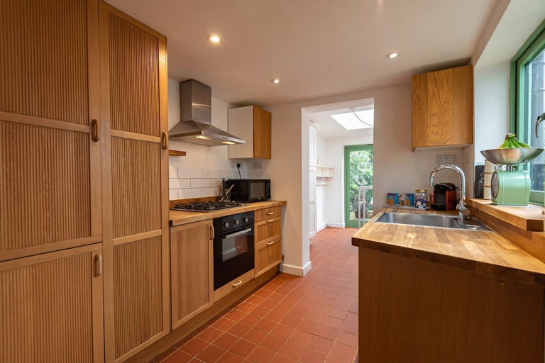 Room 4, Cosy Reading Home - Superfast Wifi Private Garden, Wokingham