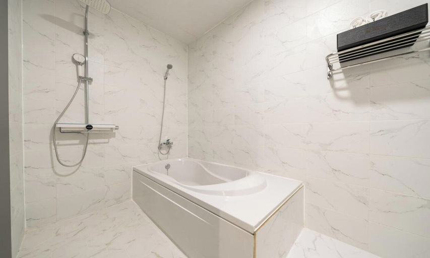 Bathroom 5, Mokpo Hotel The City, Muan