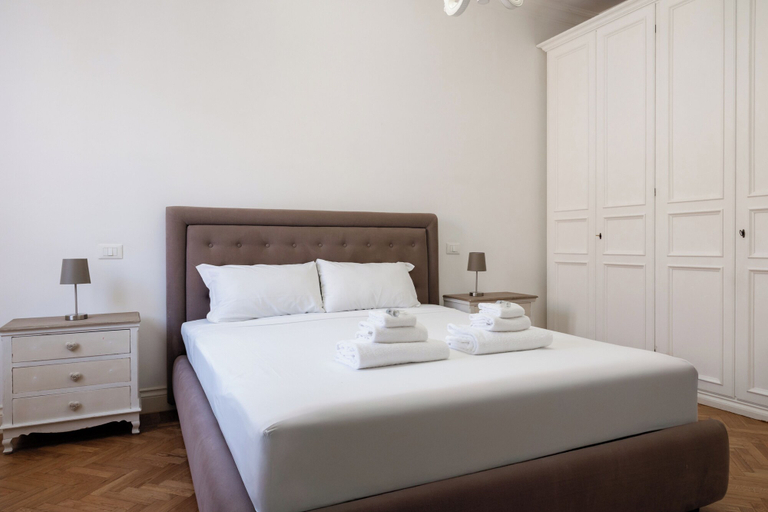 Bedroom 2, Rental In Rome Saint Peter Prestigious Apartment, Roma
