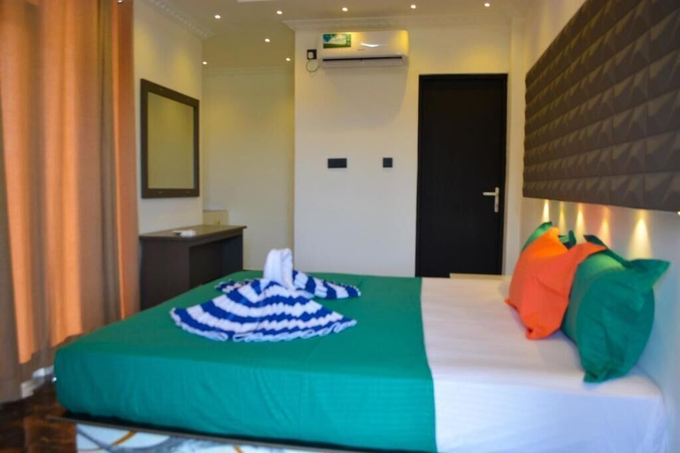 Room 5, Hotel Radiance, Trincomalee Town and Gravets