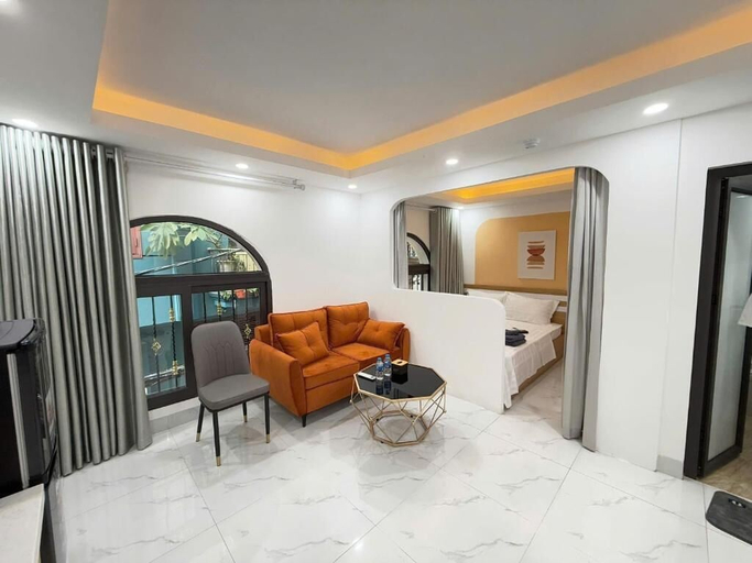 Room 2, 25 House 298 Ngoc Lam - Long Bien bridge, Long Biên