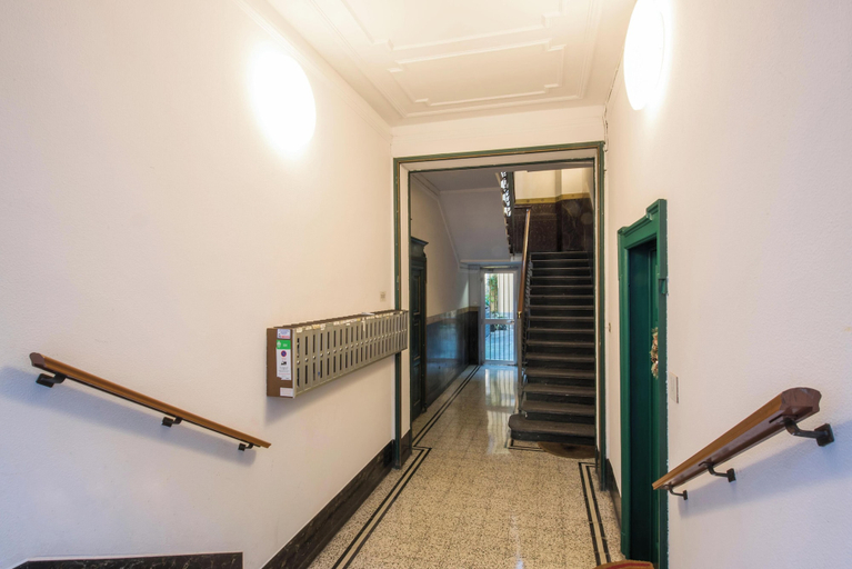 Interior 2, Via Sangallo 9, Milano