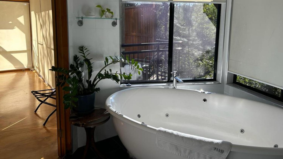 Bathroom 3, Ecoasis Mami Wata, Tweed - Pt B