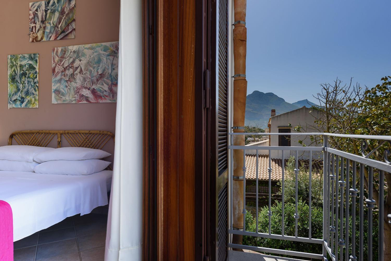 Bedroom, SanVitoTour- Residence Il Baglio, Trapani